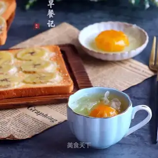 Orange silver ear soup