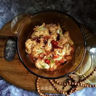 Tomato fried organic vegetables