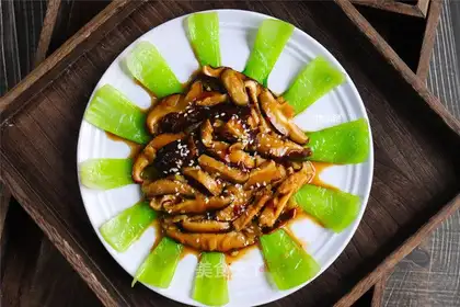 Mushroom greens