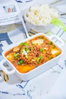 Spicy sauce tofu