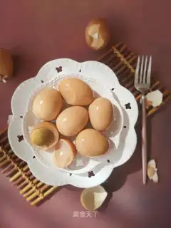 Scrambled tea and eggs