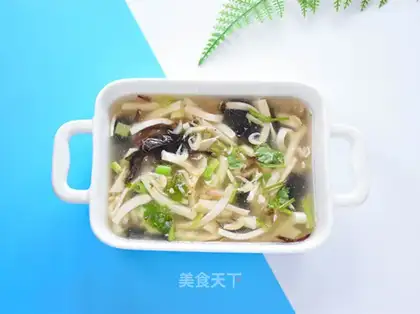 Tofu crayfish rice soup