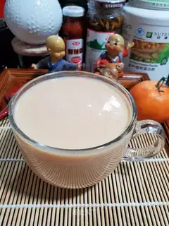 A papaya banana shake