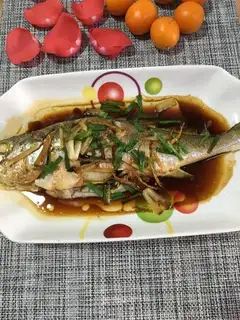 Vacuated yellowfish