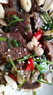 Cool spicy beef