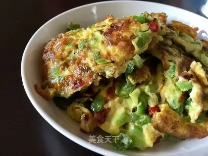 Weenie chili eggs