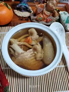 Poppy duck soup