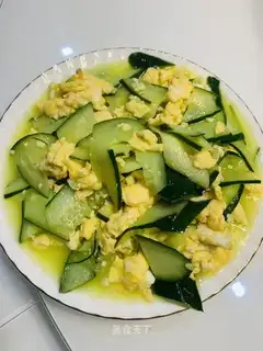 cucumber fried eggs