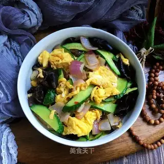 cucumber eggs fried wood