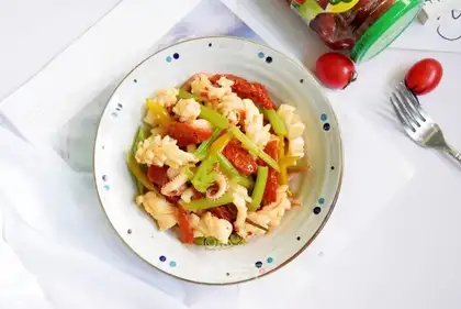 Pepper tomato squid rolls