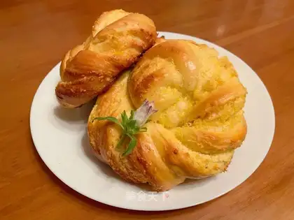Coconut bread