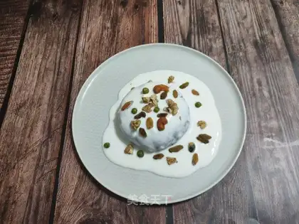 Nut sour mashed potatoes