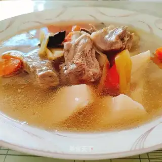 ♪ ♪ A pineapple steak ♪