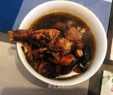Cow hepatic chicken soup