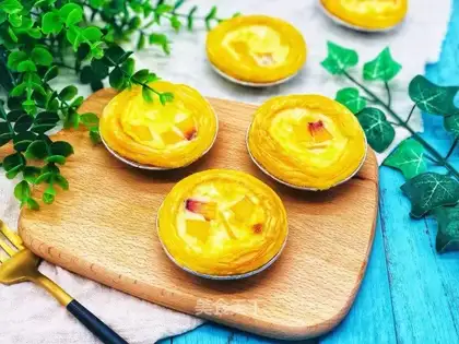 Peach omelet