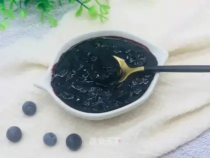 Homemade blueberry sauce