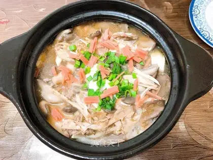 Chicken fungi mushroom tofu