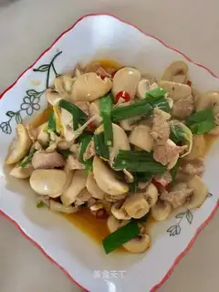 Mushroom fried meat