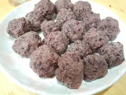Homemade red bean sand