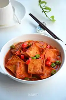 Sour spicy tofu