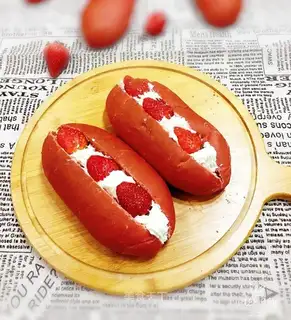 Net cream bread
