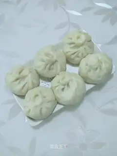 Beef radish bun