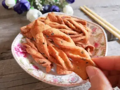 Fried leaf