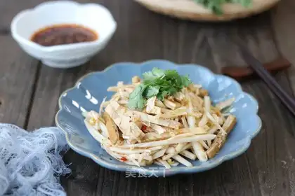 Bean-dry with cabbage