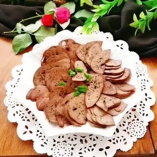 Steam pork liver