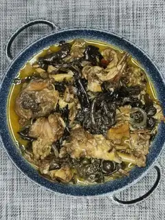 Chicken stew mushrooms