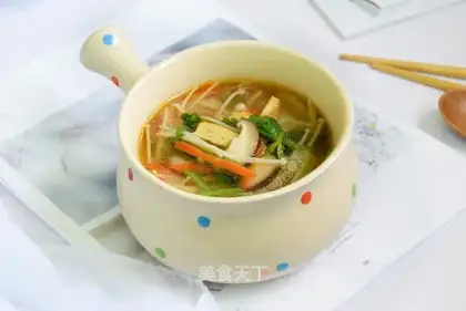 Tofu dry mushroom soup