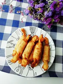 Sausage candy rolls