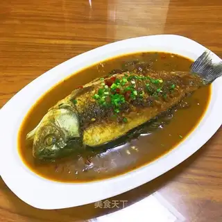 Bean petal fried fish