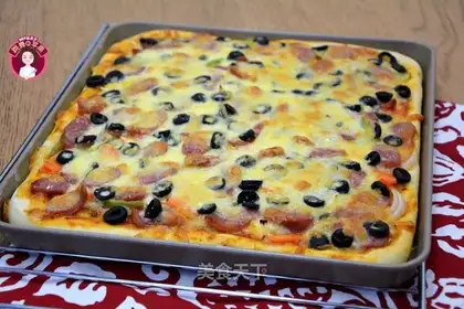 Sausage pizza