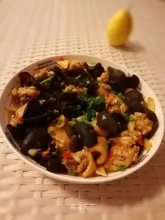 Blackwood, steaming chicken