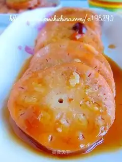 Brown sugar glutinous rice lotus root
