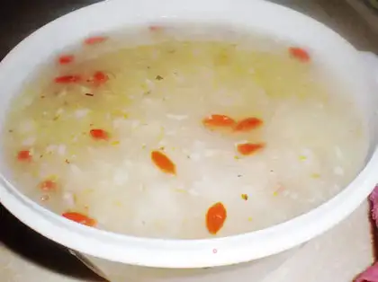 Osmanthus and wolfberry pearl soup