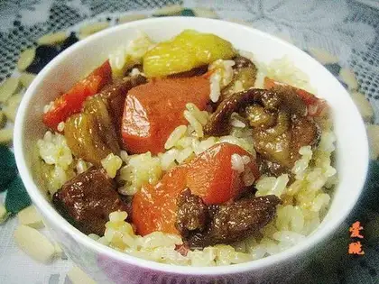 Sauce pork, carrot, potato rice