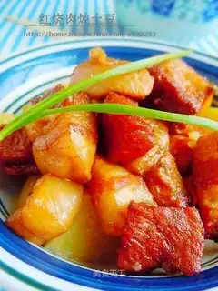 Stewed pork and potatoes