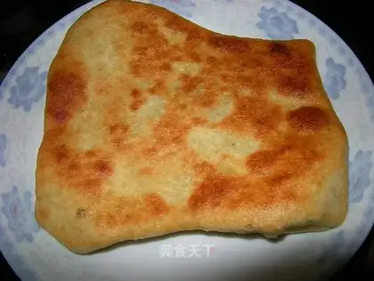 Pan-fried meat pie in electric rice cooker