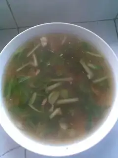Chinese cabbage and pork slices soup