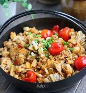 Diaoguo pickled pepper bullfrog