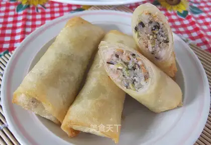 Thai fried spring rolls