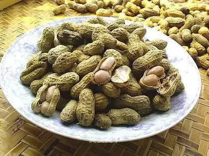 boiled peanuts