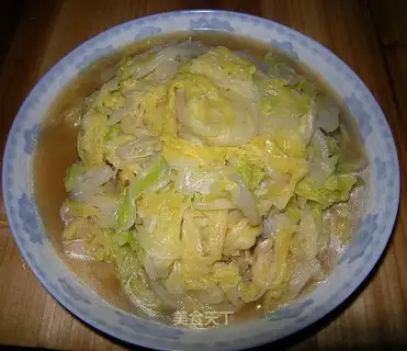 Garlic cabbage leaves