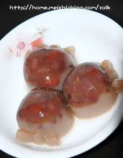 Red bean jelly cake with coconut juice
