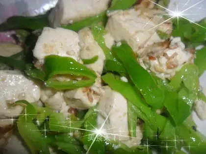 stir-fried tofu with green pepper