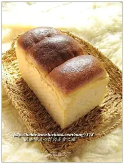 Healthy bean dregs toast