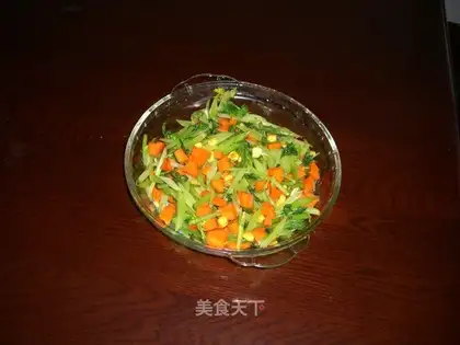 stir-fried corn kernels with celery and carrot