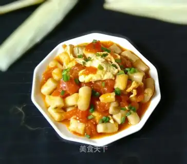 Tomato eggs, fried cake